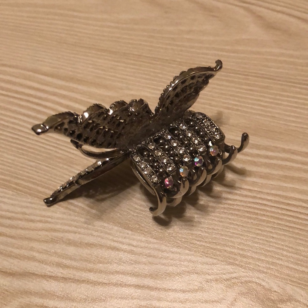 Butterfly Claw Clip - Picture 5 of 5